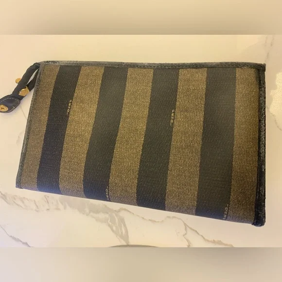 FENDI Cosmetics bag Clutch - Picture 3 of 5